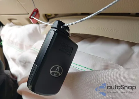 2019 Toyota Highlander Limited from USA, damaged, VIN 5TDDZRFH1KS924892